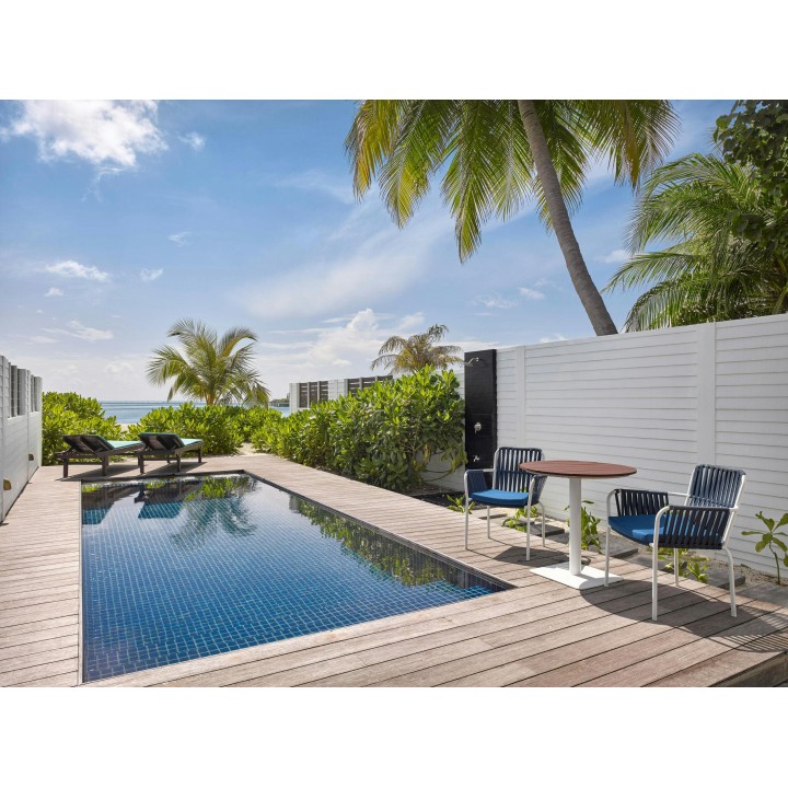 Deluxe Beach Pool Villa